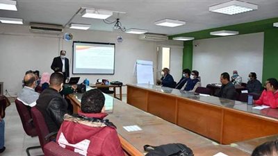 مياه المنيا تنظم لقاء تعريفي عن الصرف الصناعي أنواعه وأضراره ومخاطره