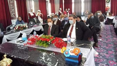محافظ شمال سيناء يتابع استعدادات المدارس لامتحانات نصف العام