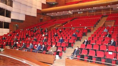 استئناف الدراسة وإجراء الامتحانات ٢٧ فبراير.. أهم قرارات وزير التعليم العالي