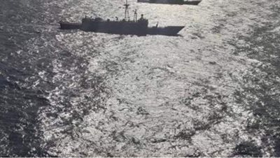 القوات البحرية المصرية والإسبانية ينفذان تدريبا عابرًا بالبحر الأحمر