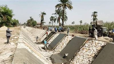 الري: انتهينا من تبطين 1000 كيلو من الترع.. و18 مليار جنيه تكلفة المشروع