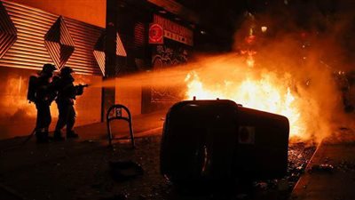 اعتقال أكثر من 30 شخصا في احتجاجات إسبانيا