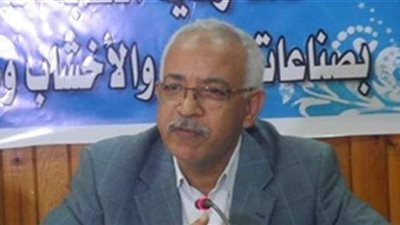 حكم قضائي يلزم مصنع أسمنت المنيا باتفاقية العمل الجماعية