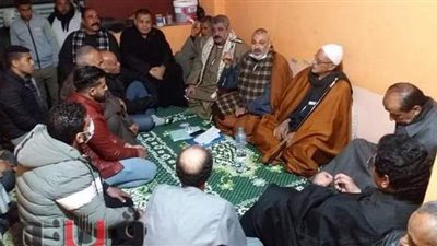 جلسة عرفية تنهي خلافا بين عائلتي خفاجة وداود بزفتى في الغربية | فيديو