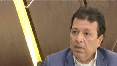 علاء عبد العزيز يطمئن على معسكر منتخبي 2003 و2006