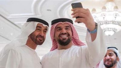 قائدي وذخري.. حسين الجسمي ينشر صورة مع ولي عهد أبو ظبي
