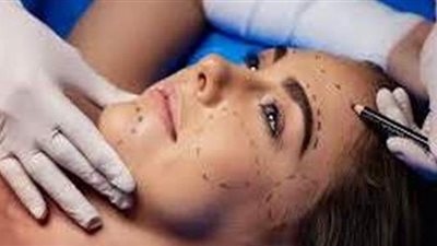 تفسير رؤية عمليات التجميل في المنام.. وعلاقتها بالفشل في أمور الحياة