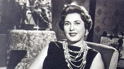 رجال أثروا في حياة تحية كاريوكا.. أغربها حكاية عبد الحليم حافظ والـ 100 جنيه