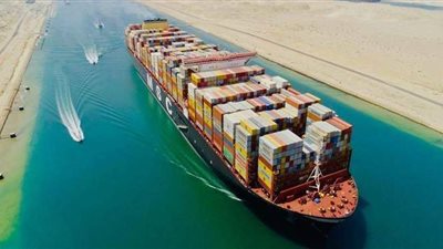 جهود هيئة قناة السويس بالأرقام.. أبرزها زيادة العائدات بنسبة 4.5%