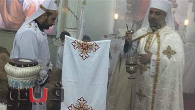 الأنبا عمانوئيل يشارك في الاحتفال بمرور ٩٧ عاما على بناء كنيسة إسنا