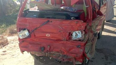 مصرع 3 في تصادم سيارتين بسوهاج | صور