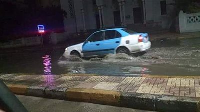 أمطار غزيرة تضرب دمياط.. والمحافظة تستعد لاستقبال نوة القرش