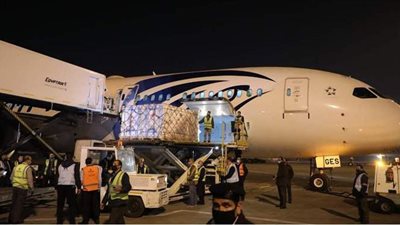 الصحة: فتح الموقع الإلكتروني لتسجيل الفئات المستحقة للقاح كورونا خلال أيام