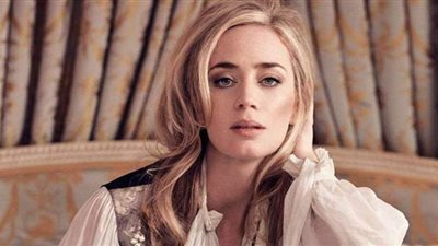 من جولدن جلوب لبافتا.. في ميلادها الـ38 تعرف على حصيلة جوائز إيميلي بلانت