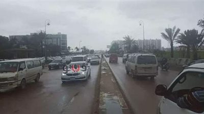 نصائح القيادة الآمنة أثناء هطول الأمطار