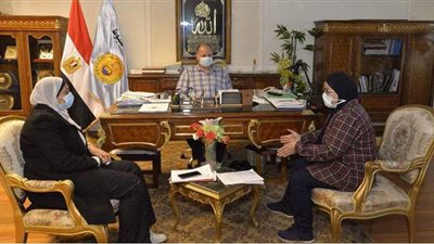 محافظ أسيوط يشدد على الانتهاء من تنفيذ الخطة الاستثمارية للعام المالي الحالي