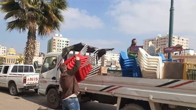 رفع ٤٢٧ إشغالا وتحرير ٨٦ مخالفة عدم ارتداء كمامة بالبحيرة