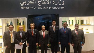 وزير الإنتاج الحربي يبحث التعاون مع شركة كورية في مجال التصنيع العسكري