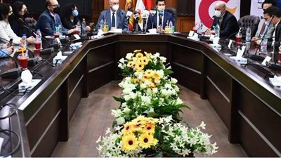 وزير الرياضة يعلن تفاصيل التعاون مع الوكالة الإسبانية في مبادرة 