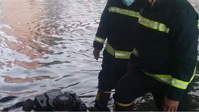 نائب محافظ الإسماعيلية يتابع أعمال شفط مياه الأمطار بالشوارع | صور