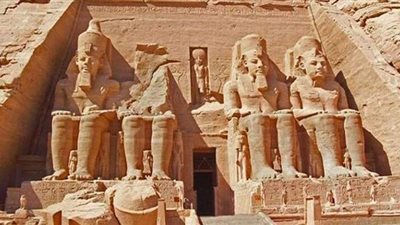 السياحة والآثار تطلق جولة افتراضية لمعبد أبو سمبل