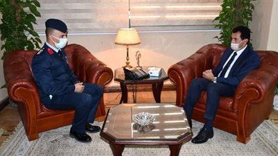 وزير الرياضة يلتقي محمد أبو ستيت بطل العالم للكيك بوكسنج