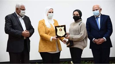 وزيرة التضامن: تطوير القرى واجب وطني وإنساني | صور