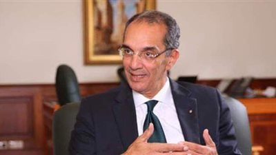 ليه الشبكة بتقطع؟ وزير الاتصالات يجيب| فيديو