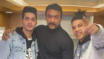 العوضي يفجر مفاجأة عن مهرجان 