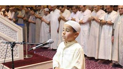 حكم الصلاة خلف صغير السن الحافظ للقرآن.. دار الإفتاء توضح