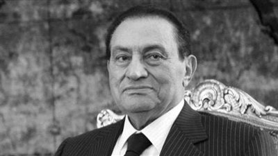 حسنى مبارك | فى الذكرى الأولى لرحيله.. محطات فى حياة الرئيس الأسبق