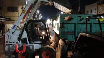 رفع السيارات المتهالكة من أمام إسعاف طلخا بالدقهلية