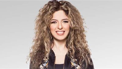 الهاتف الذي طلبته ربما يكون مغلقا.. أول ظهور لصاحبة الرسالة التي أغضبت المصريين | فيديو