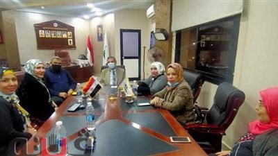 نقيب مهندسي الإسماعيلية ووفد القومي للمرأة يضعان اللمسات الأخيرة لمعرض الحرف اليدوية