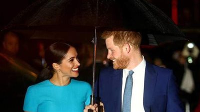 الأمير هاري: تخليت عن مهامي الملكية هربا من الصحافة السامة