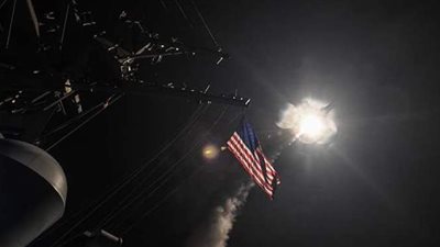 البيت الأبيض يكشف الهدف من الضربات الجوية الأمريكية في سوريا