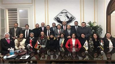 نواب تنسيقية الأحزاب يشكلون لجنة للاستماع حول قانون الشهر العقاري