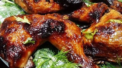 أكثر من طريقة لتتبيل الفراخ المشوية