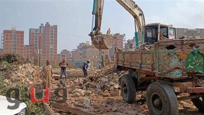 إزالة عشش السكة الحديد وحالة تعد بمنيا القمح فى الشرقية