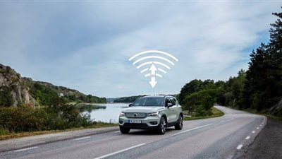 تطور رقمي لسيارات فولفو الكهربائية XC40 Recharge 2021