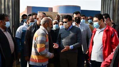 وزير الرياضة: 10 آلاف جنيه لكل مركز شباب بالواحات البحرية