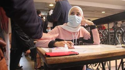انطلاق امتحانات الفصل الدراسي الأول بكليات جامعة القاهرة