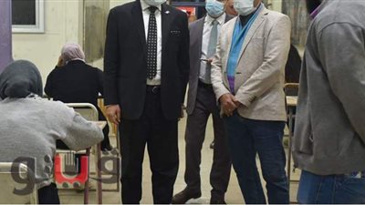 رئيس جامعة الأقصر يتابع ميدانيا سير امتحانات الفصل الدراسي الأول