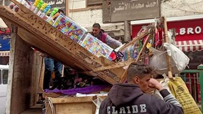 رفع 44 حالة إشغال بميدان الجيزة