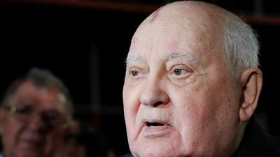 آخر رئيس سوفييتي يدعو بايدن وبوتين للالتقاء لبحث نزع السلاح