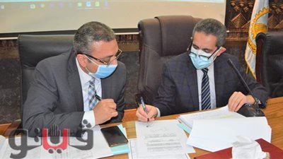 تفاصيل اجتماع محافظ الغربية مع أعضاء مجلسي النواب والشيوخ | صور