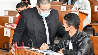 رئيس جامعة القناة يتابع انتظام لجان الامتحانات بالكليات المختلفة |صور