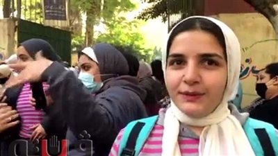 طالبات في ثانية ثانوي: 