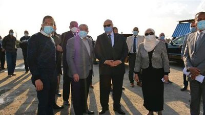 وزير التنمية المحلية ومحافظ القاهرة يتفقدان مشروعات 