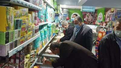 تحرير 1529 محضرا تموينيا خلال حملة على الأسواق بأسيوط